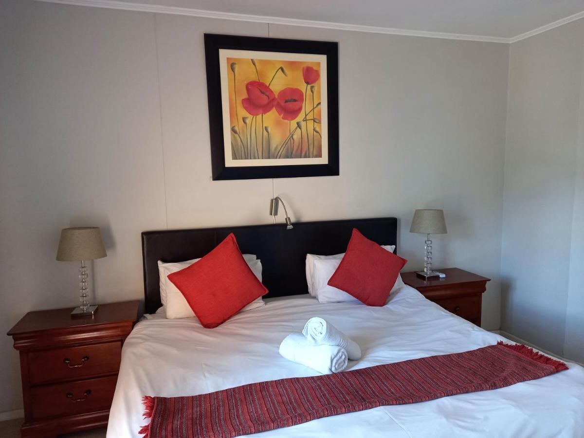 Majorca Apartments By Bon Hotels Cape Town Bagian luar foto