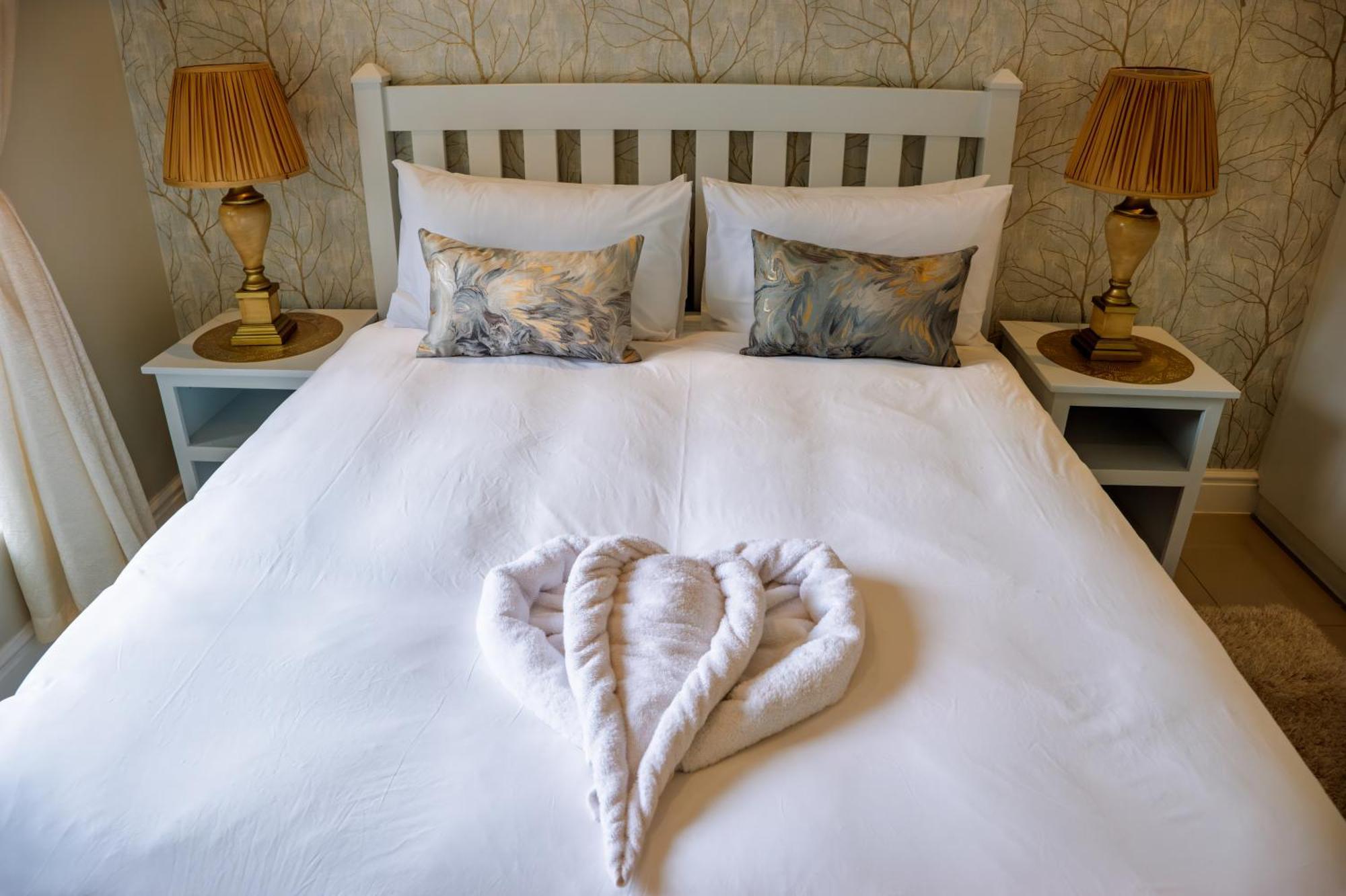 Majorca Apartments By Bon Hotels Cape Town Bagian luar foto