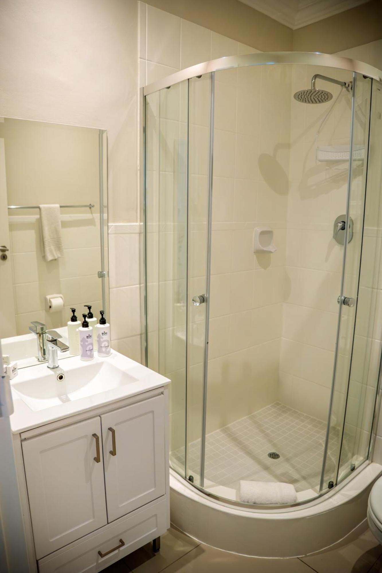 Majorca Apartments By Bon Hotels Cape Town Bagian luar foto