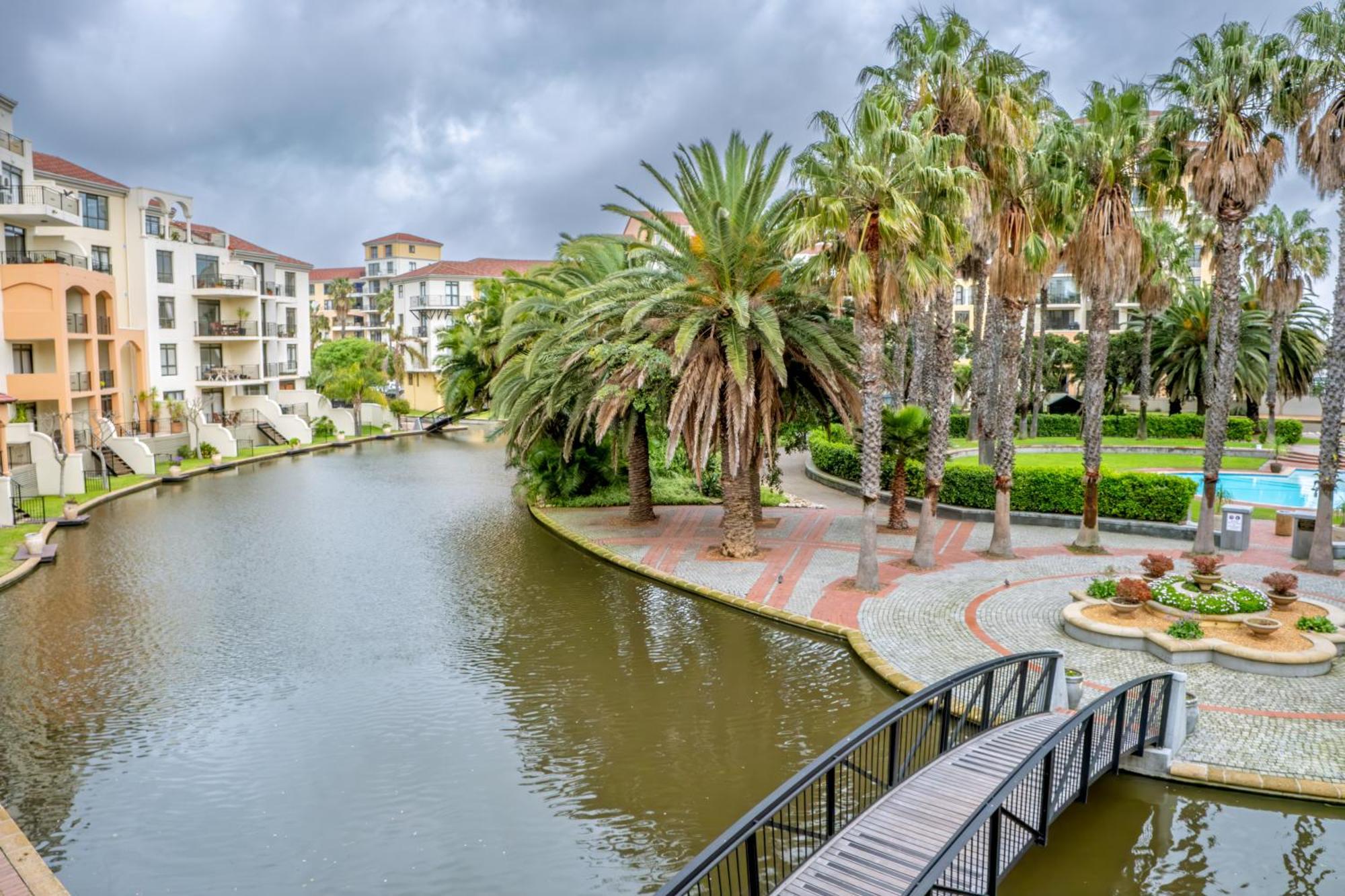 Majorca Apartments By Bon Hotels Cape Town Bagian luar foto